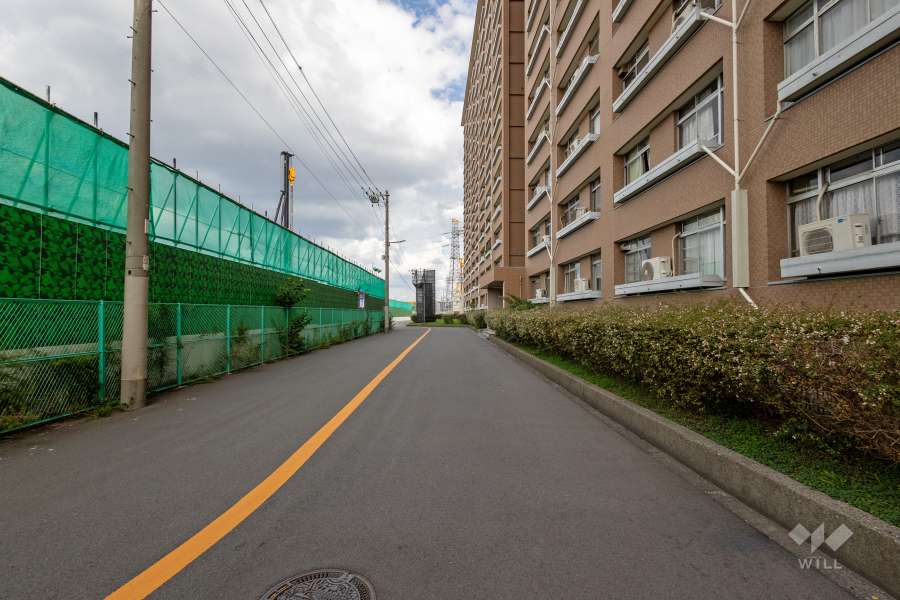 敷地北西側の前面道路　