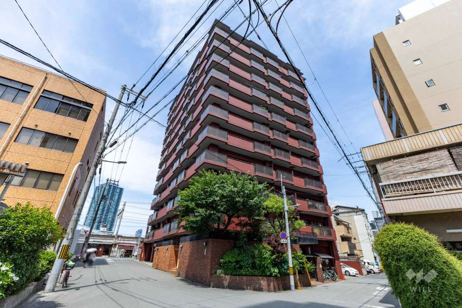 朝日プラザ同心町の外観（南西側から）