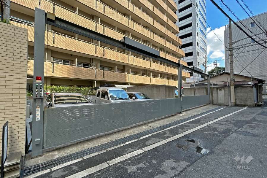 敷地内駐車場（屋外平面式）