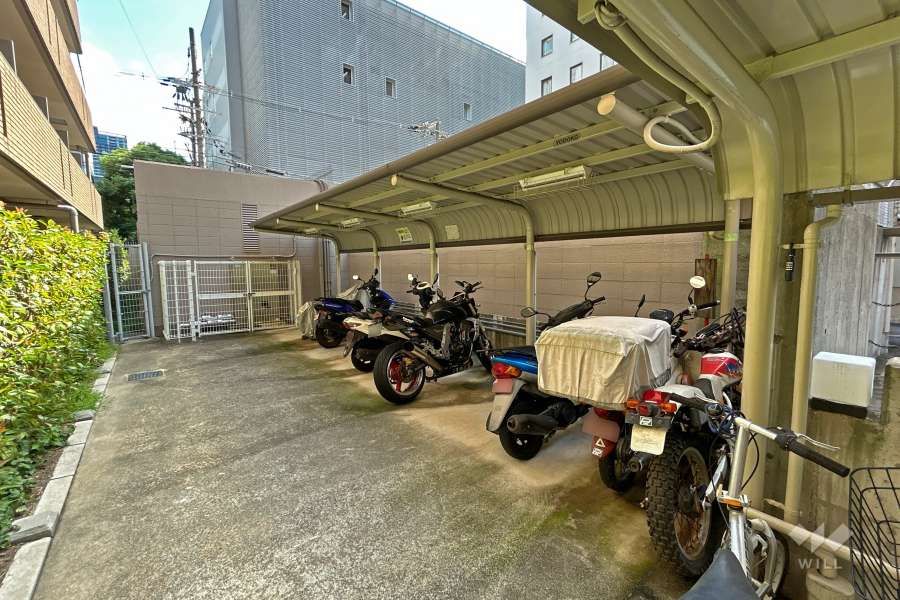 バイク置場