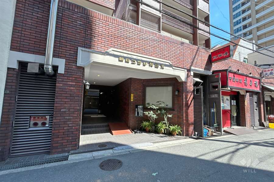 敷地入り口