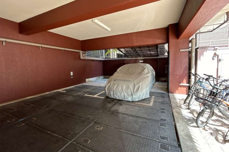 敷地内駐車場（屋内平面式）
