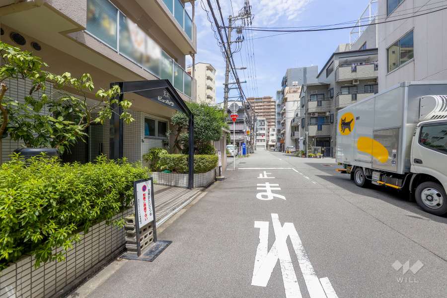 敷地東側の前面道路　