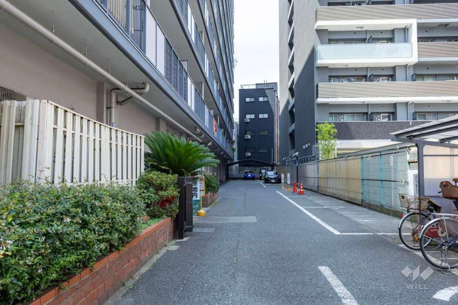 駐車場の出入口
