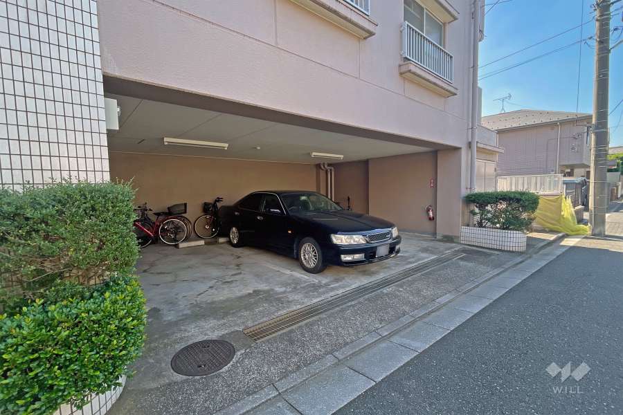 敷地内駐車場（屋外平面式）