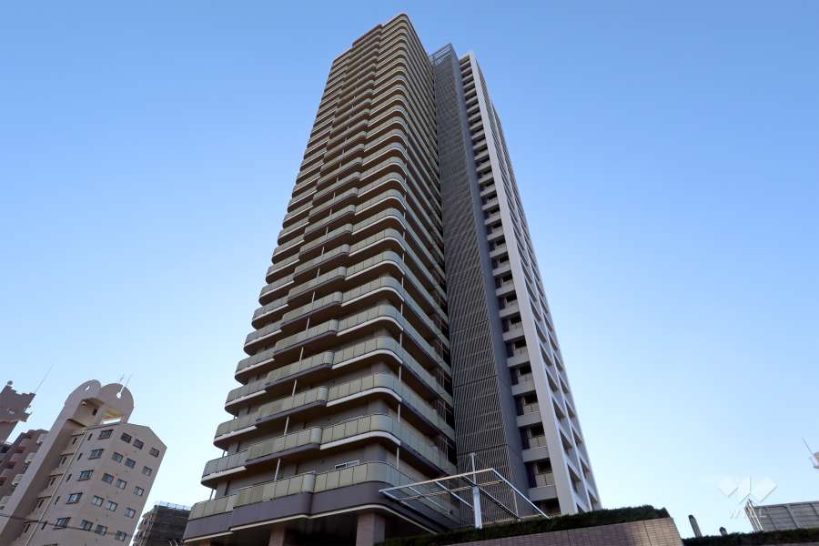 スカイフロントタワー川口の外観（北東側から）