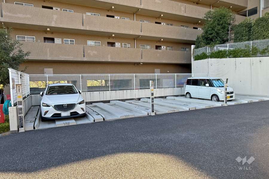 敷地内駐車場（屋外機械式）