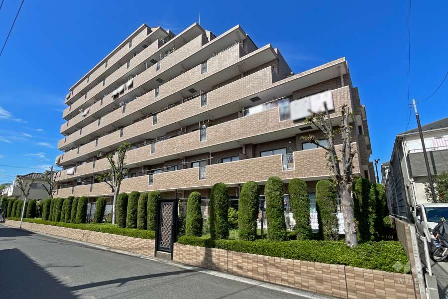 ライオンズガーデン東川口第2の外観（南東側から）