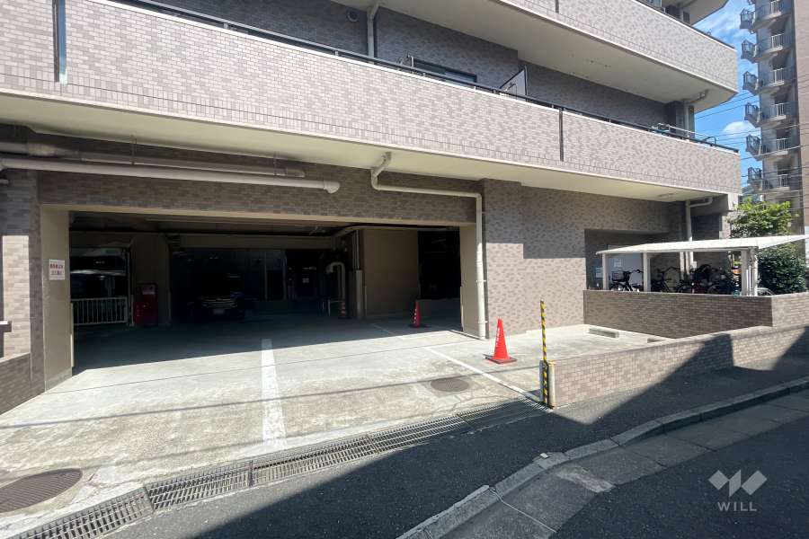 敷地内駐車場（屋内機械式・屋外平面式）