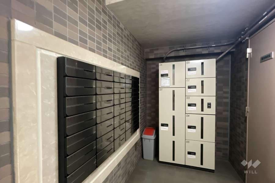 共用ポストと宅配ボックス