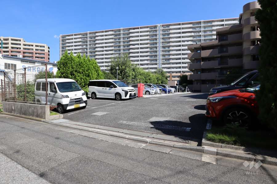駐車場の出入り口