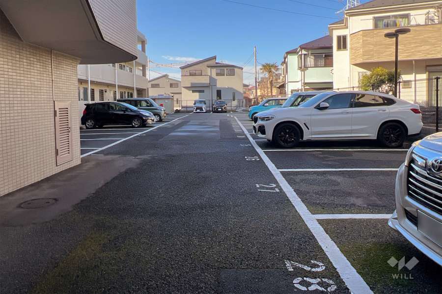敷地内駐車場（屋外平面式）