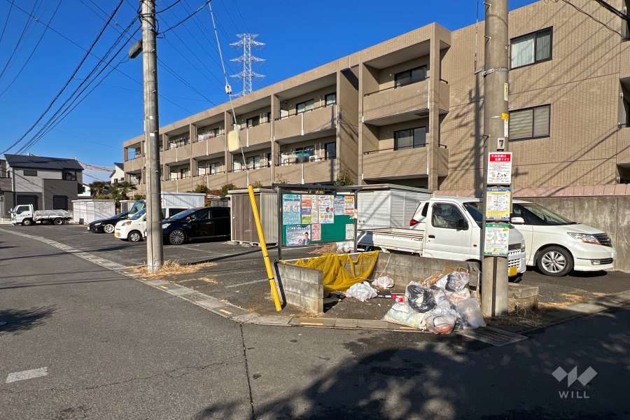 敷地内駐車場（屋外平面式）