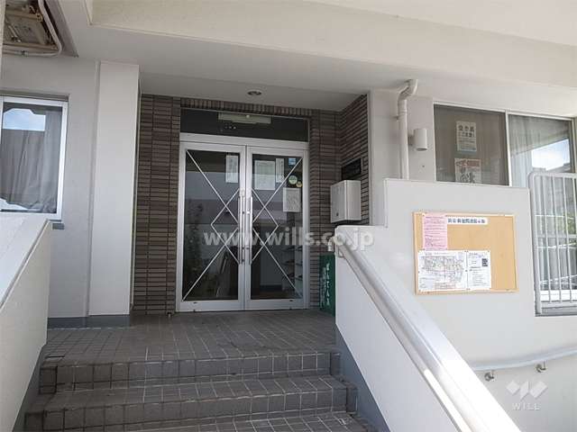 ノースアベニュー箕面おのはら２号棟外観（北東側から）