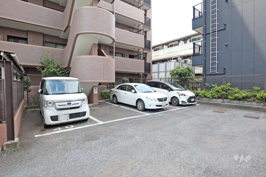 敷地内駐車場（屋外平面式）