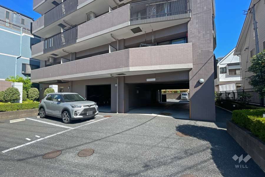 敷地内駐車場（屋外平面式）