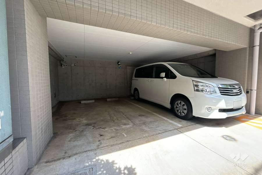 敷地内駐車場（屋内平面式）