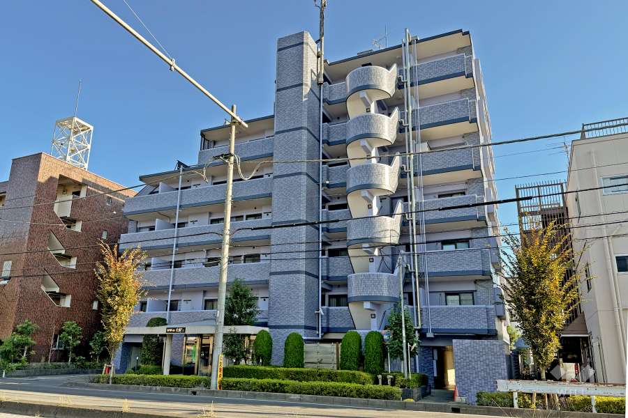 セザール東浦和の外観（北西側から）