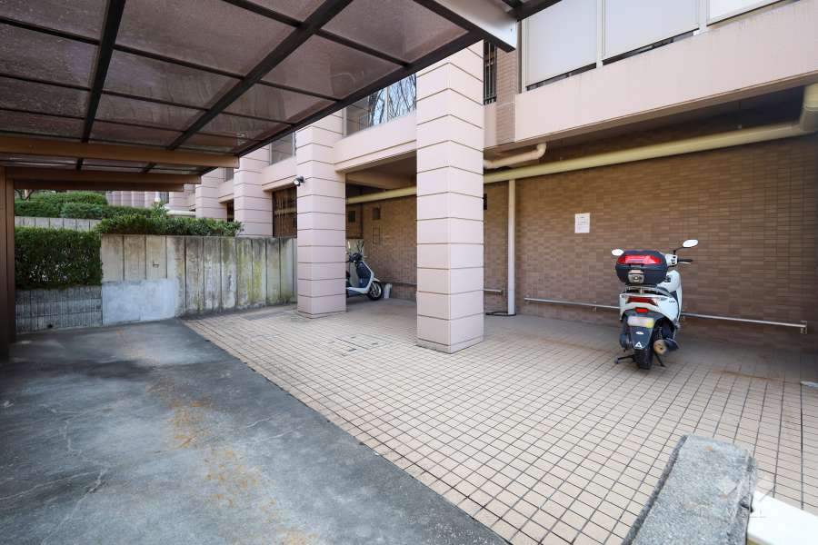 バイク置場