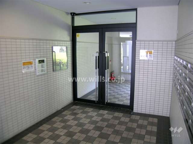 オートロック付きです。