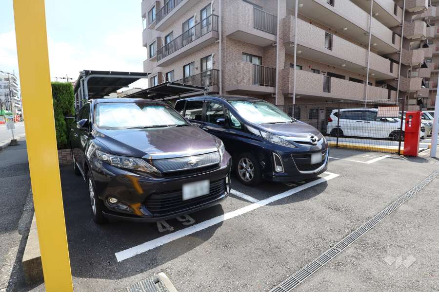 敷地内駐車場（屋外平面式）