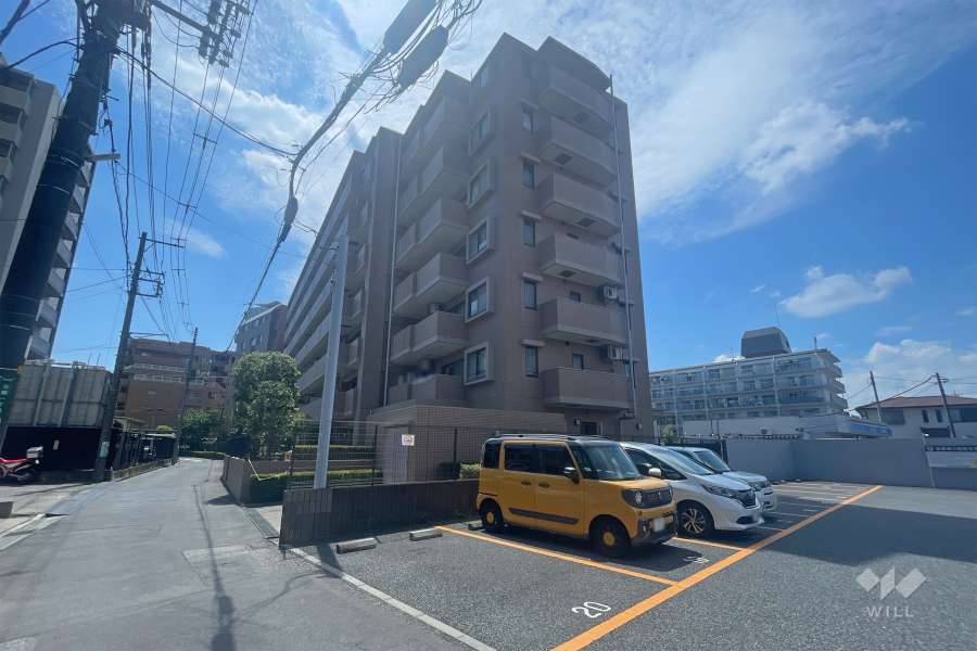 デュオコート川口元郷の外観（北東側から）