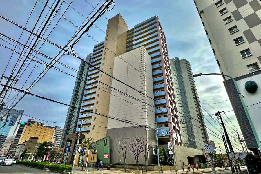 ライオンズプラザ川口の外観（北西側から）