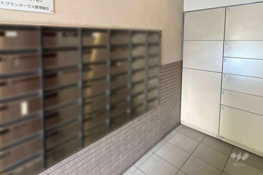 宅配ボックスと共用ポスト