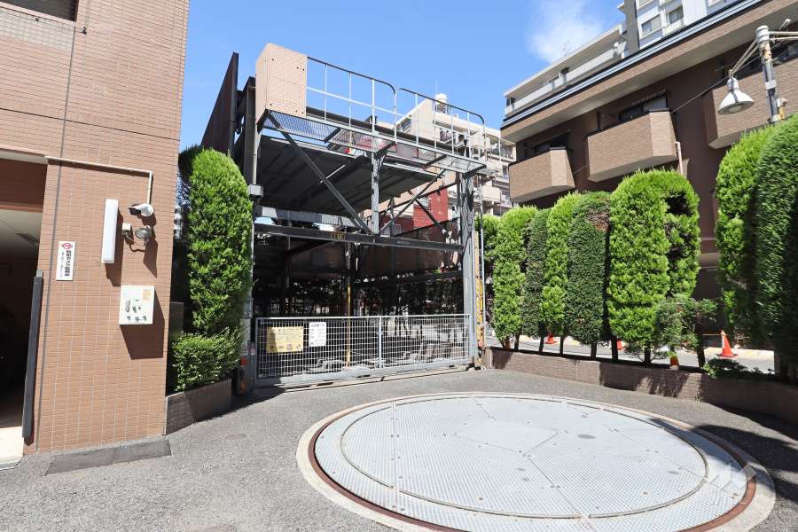 敷地内駐車場（屋外機械式）