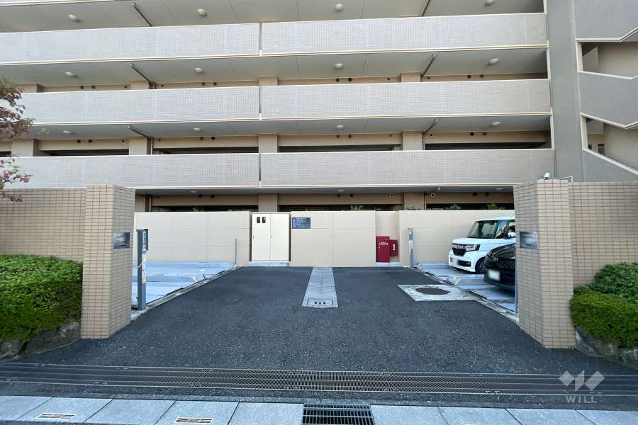 敷地内駐車場（屋外機械式）