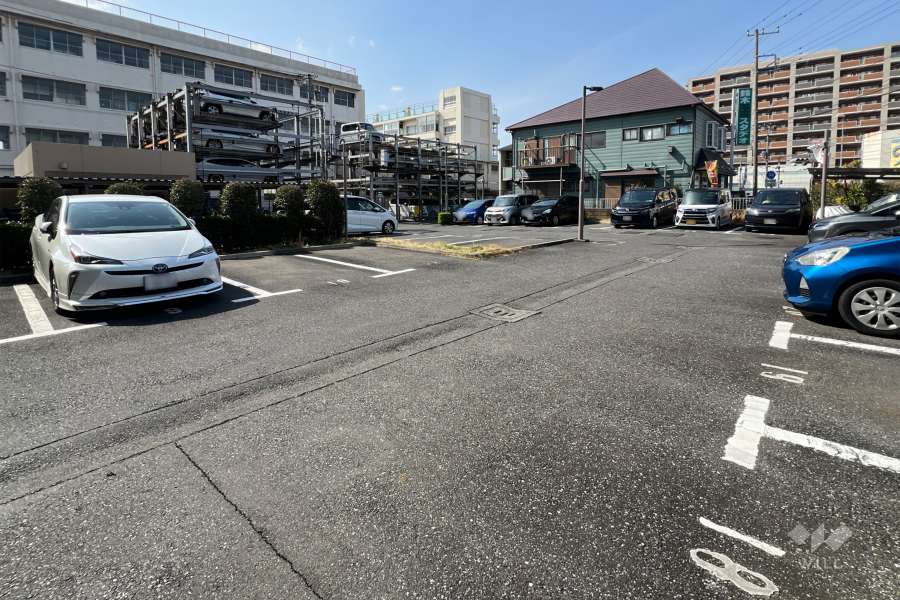 敷地内駐車場（屋外平面式）