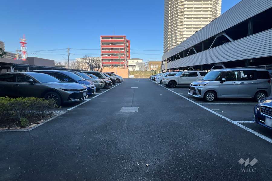 敷地内駐車場（屋外平面式）