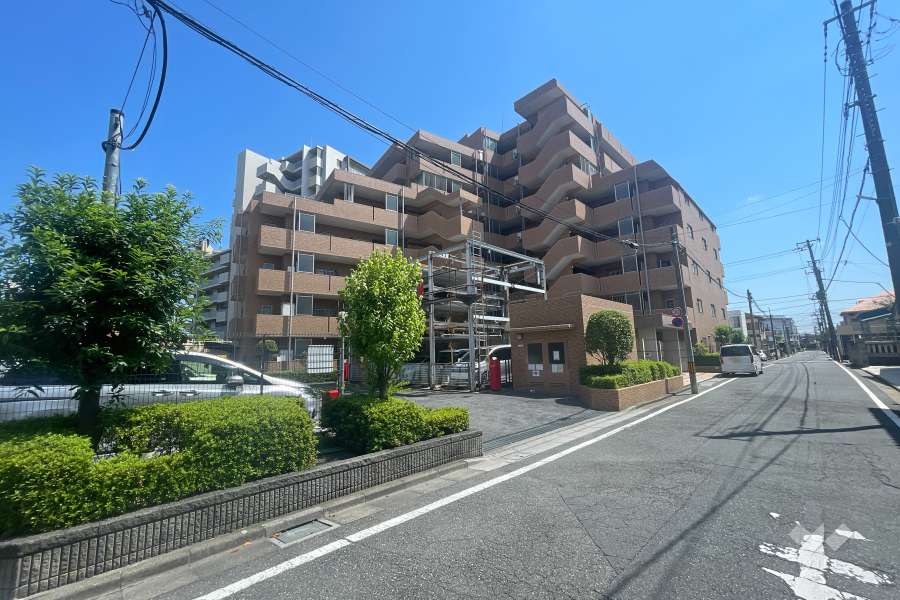 レーベンハイム川口元郷サザンテラスの外観（北西側から）