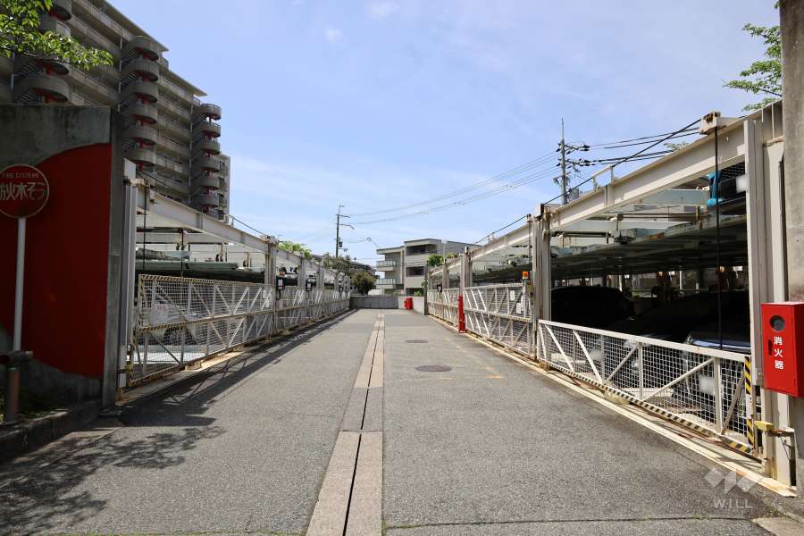 敷地内駐車場（屋外機械式）
