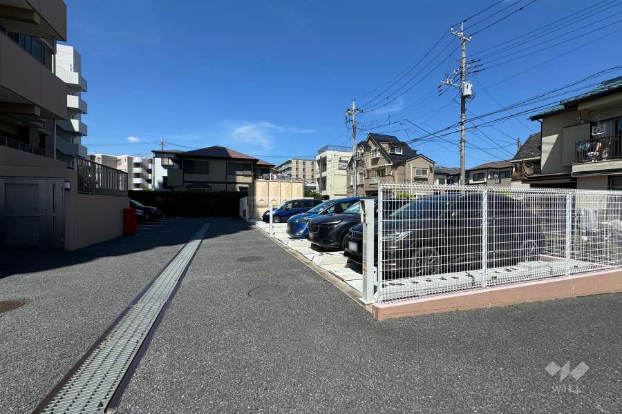 敷地内駐車場（屋外機械式）