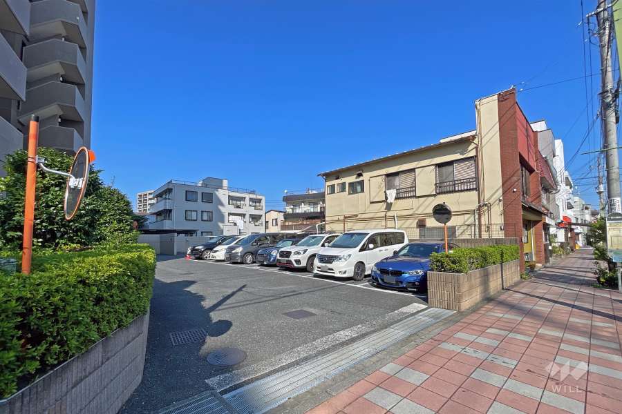 敷地内駐車場（屋外平面式）