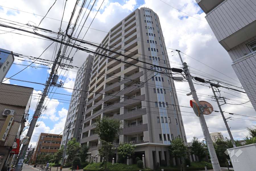 ローレルコート川口の外観（北東側から）