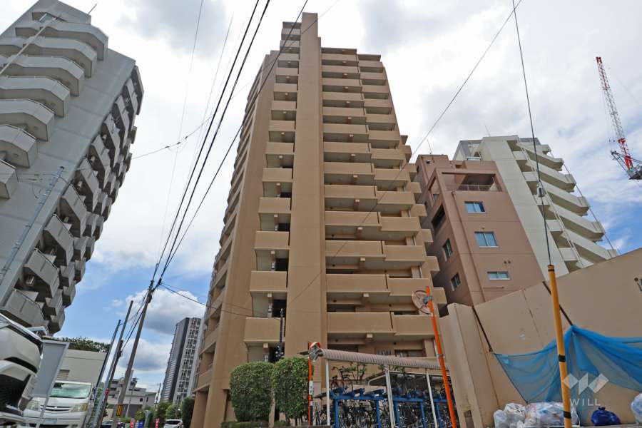 グランクロス川口本町の外観（北東側から）