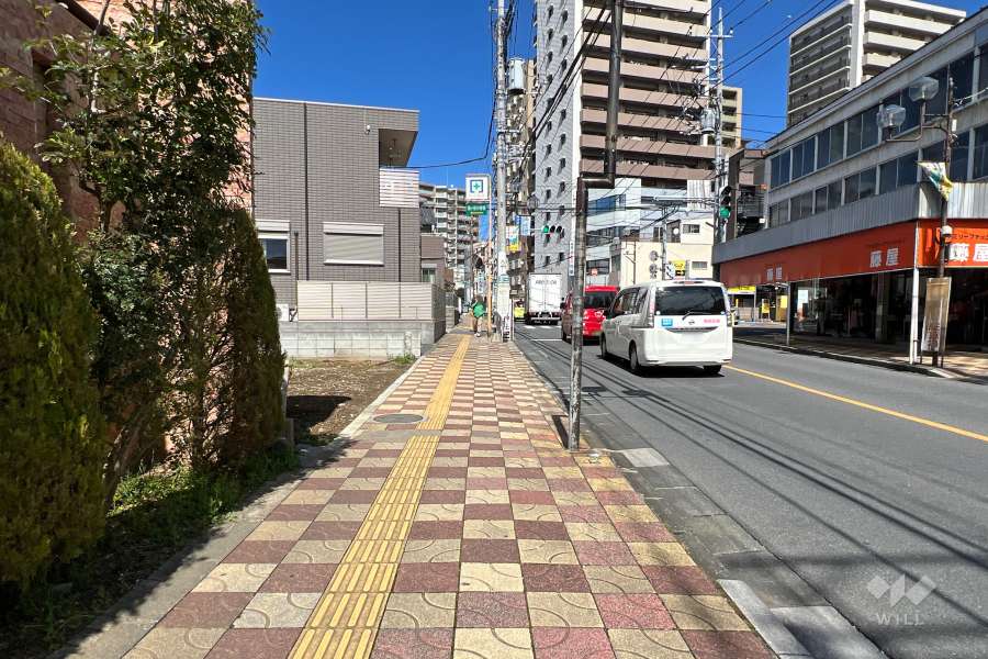敷地東側の前面道路　