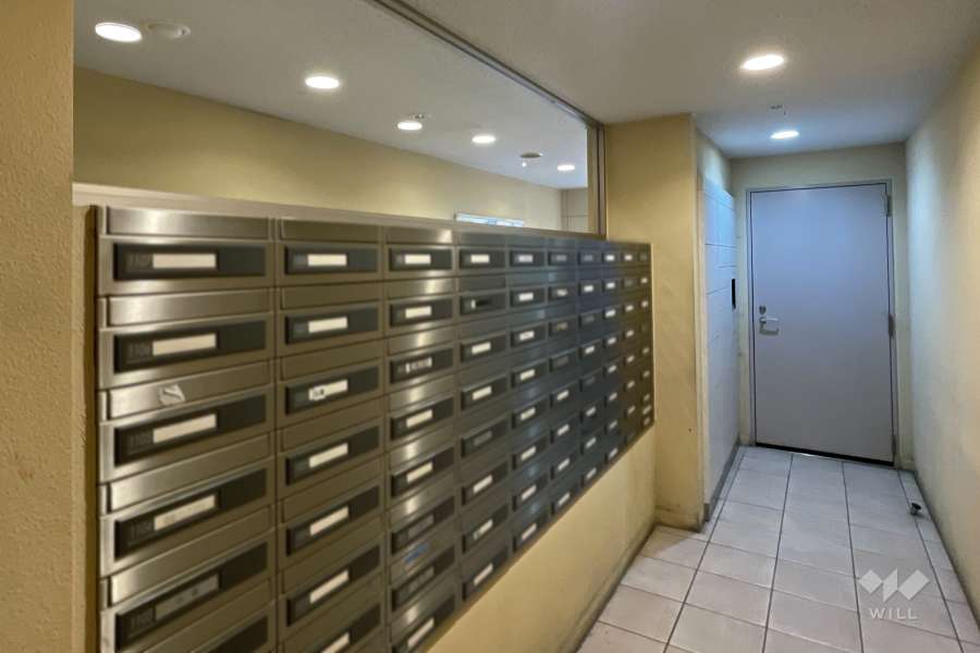 宅配ボックスと共用ポスト