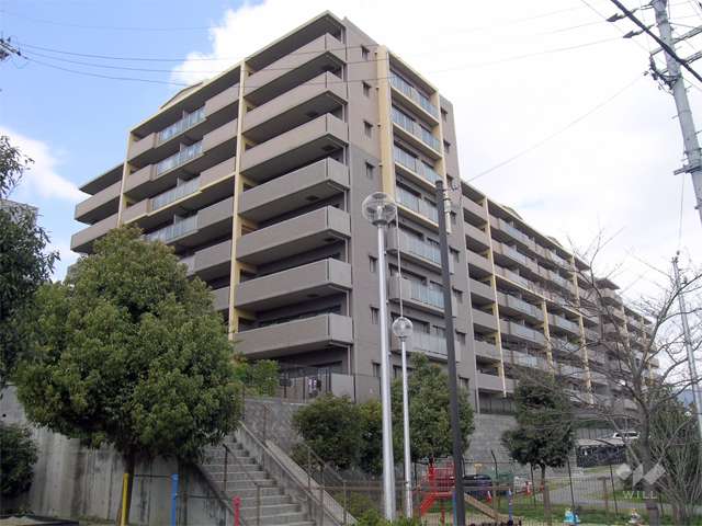 コムズシティ箕面の外観（南東側から）