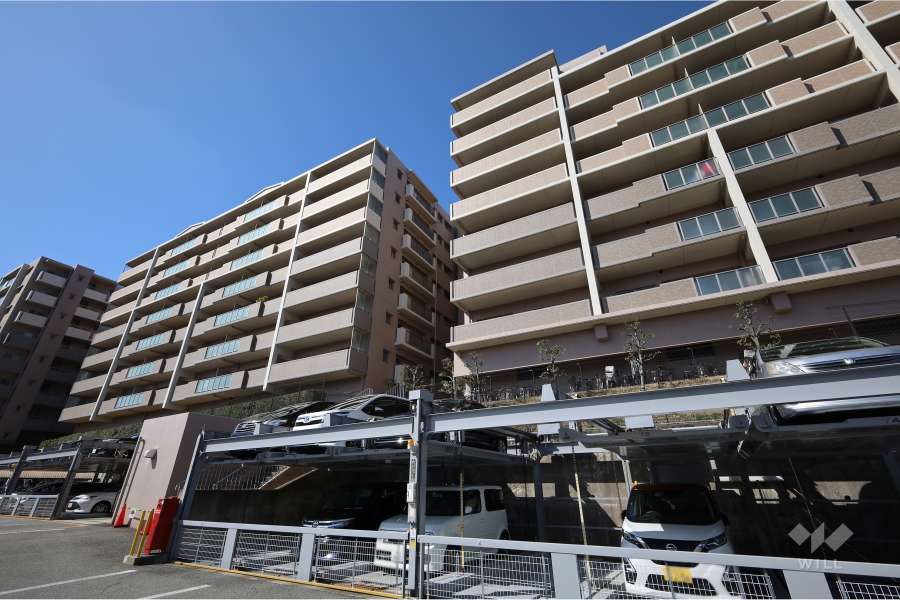 コムズシティ箕面の外観（北東側から）