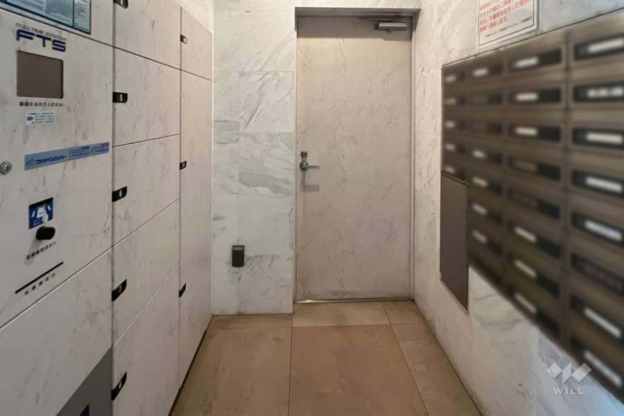 宅配ボックスと共用ポスト