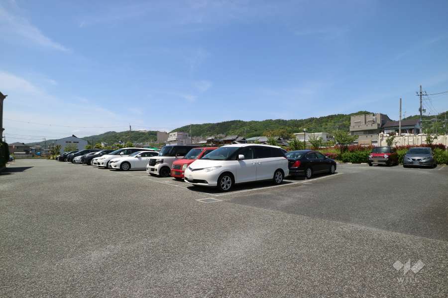 敷地内駐車場（屋外平面式）