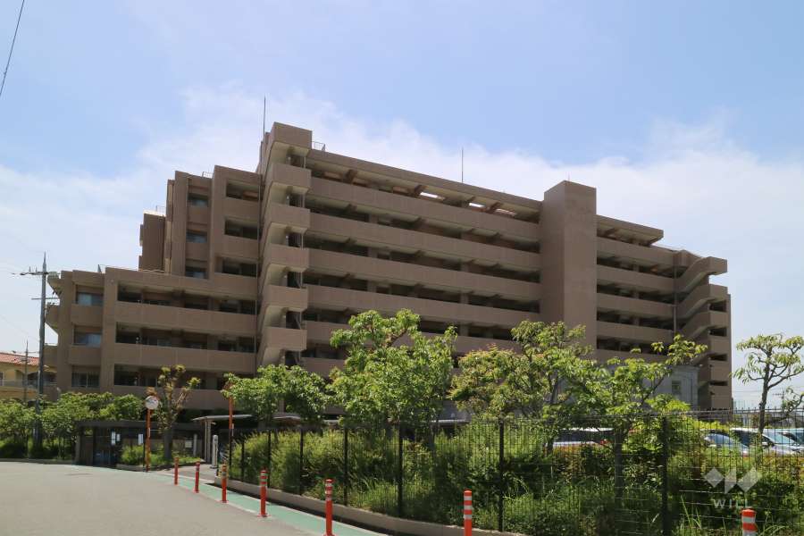 イトーピア箕面の外観（北東側から）