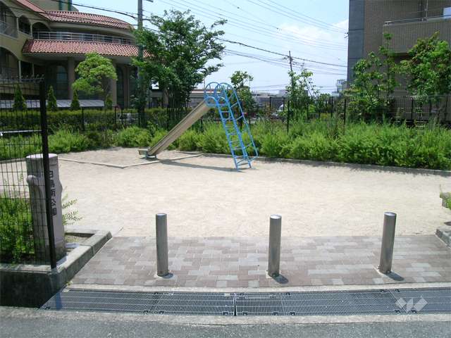 敷地に隣接する公園