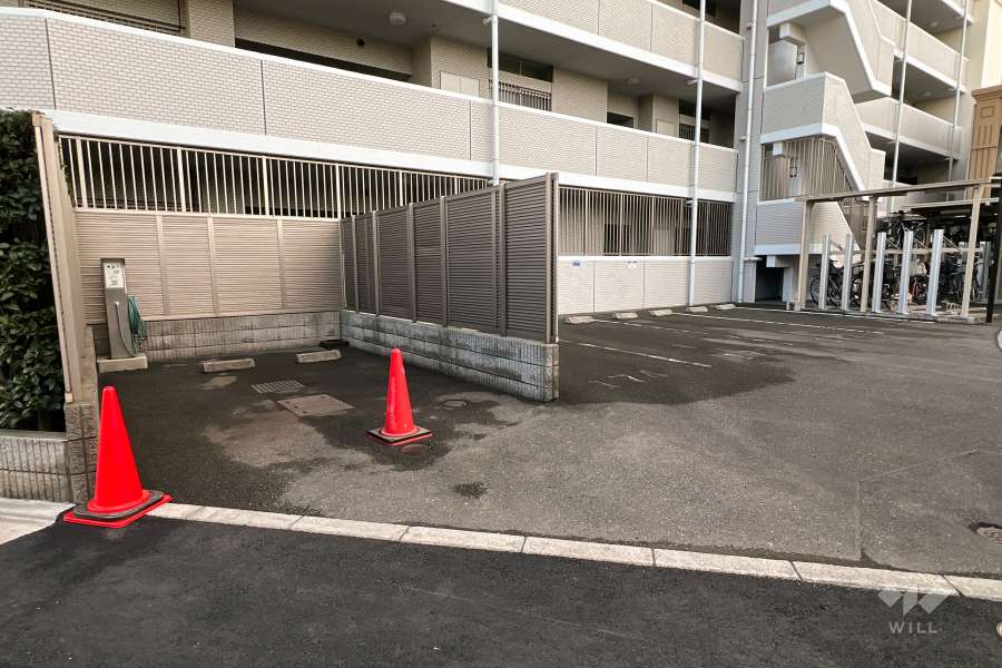 敷地内駐車場（屋外平面式）