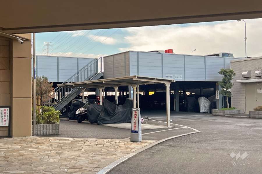 敷地内駐車場（自走式立体）