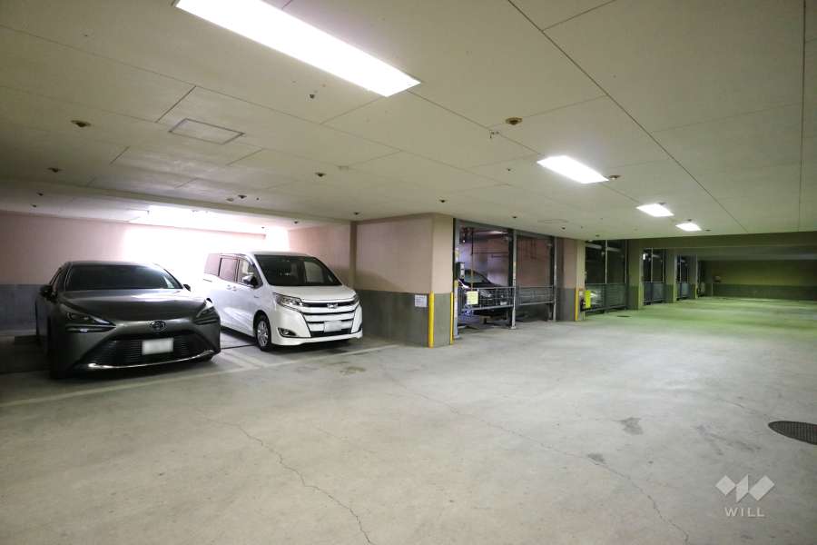 敷地内駐車場（屋内平面式・屋内機械式）