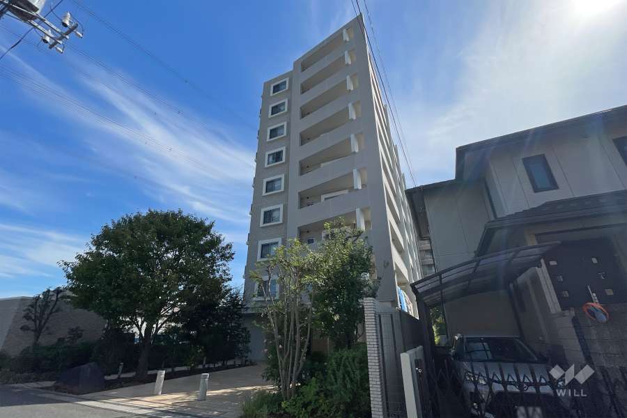 ライオンズ東川口グレーステラスの外観（北西側から）